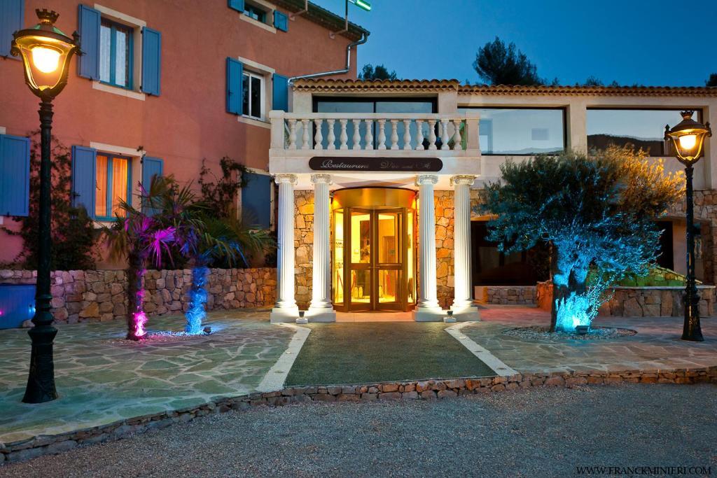 Villa Cyriel Contes  Buitenkant foto